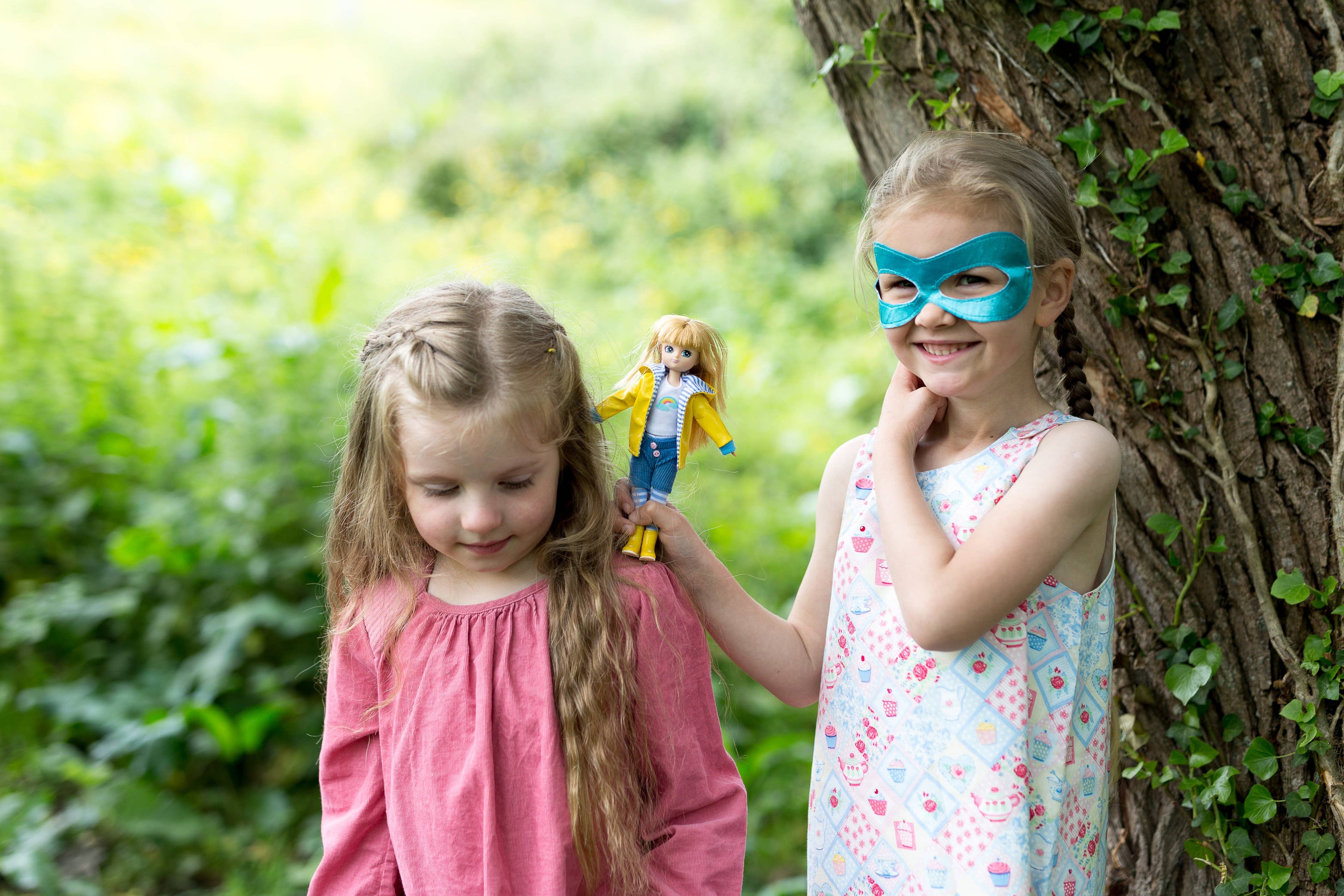 Toy Dolls | Muddy Puddles | Kids Gifts by Lottie